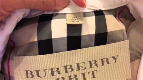 spot burberry|how to identify Burberry coat.